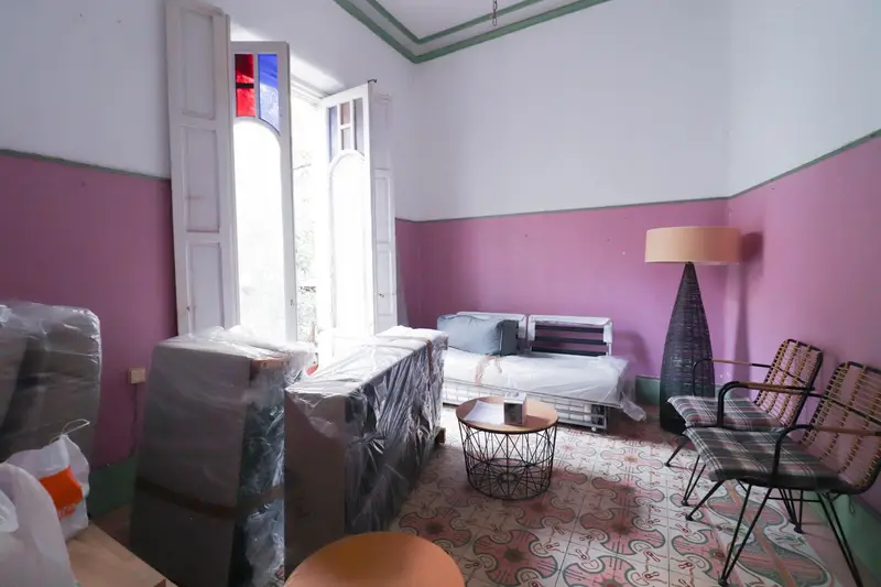 Venta Casa con Patio y Local Comercial en Centro de Almería