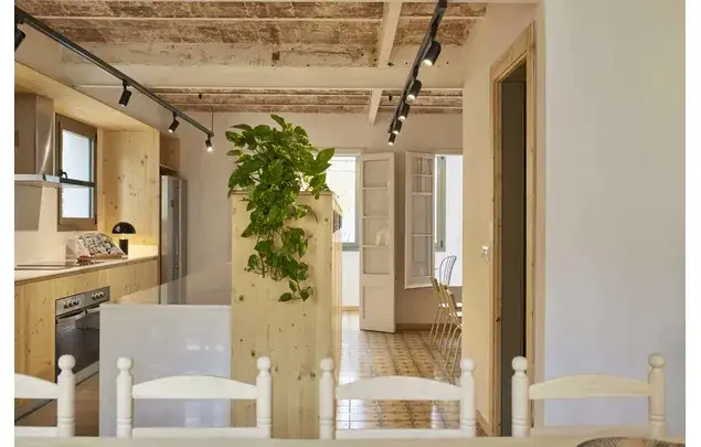 Habitaci
ón 140m
² Barcelona Alquiler Media Temporada