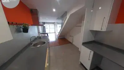 Alquiler Temporal Piso Carrer de Regàs 3 habitaciones 2 baños
