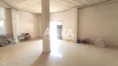Casa en Venta Agullent: Ideal para Reformar