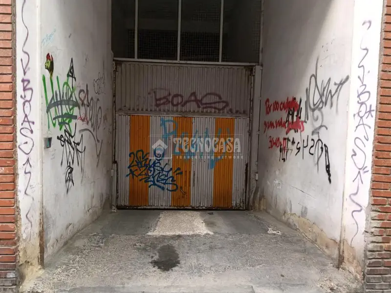 Plaza de Garaje en Venta Palencia 13m2 Cerca del Centro