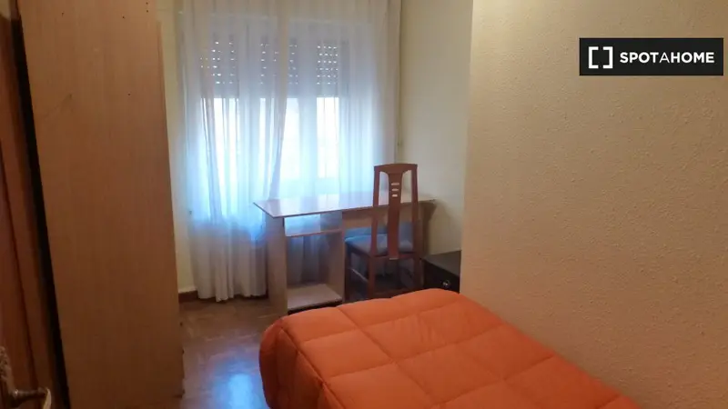 Habitacion en piso compartido Salamanca