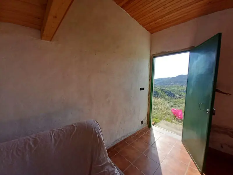 Parcela con Cobertizo en Puerto de la Torre Malaga