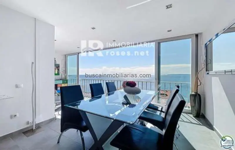 Apartamento en venta en Roses 80m2 2 habitaciones 2 baños
