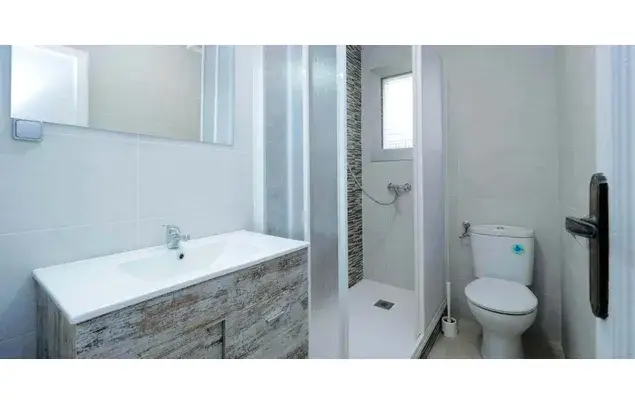 Habitacion 115m2 Barcelona Alquiler Estancia Media Larga
