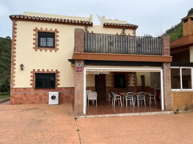 Casa Villa 6 Dormitorios Estepona