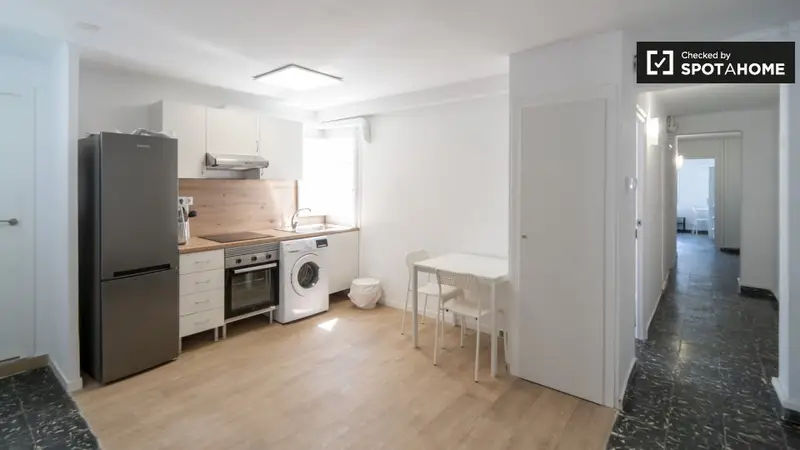 Habitaciones en Alquiler Valencia - Piso 6 Dormitorios