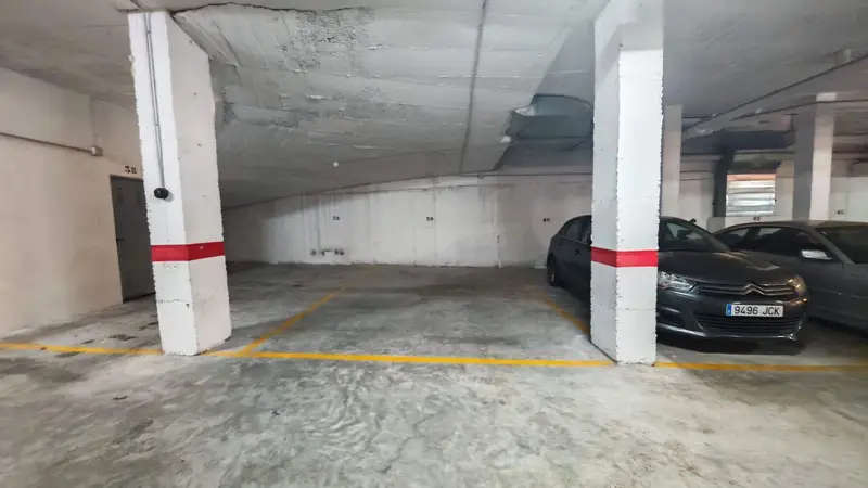 Garaje en alquiler en Torrox-Costa, Torrox, Málaga