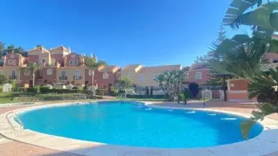 Casa en Islantilla con Vistas al Campo de Golf y al Mar