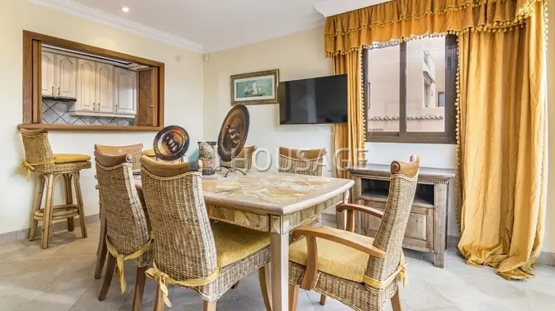 Piso en venta en Paraiso Barronal cerca de Puerto Banus