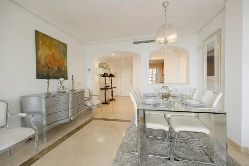 Apartamento 3 Dormitorios Los Arqueros Alquiler Anual