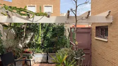Chalet en Venta Calle San Luis Duplex 4 Dormitorios 2 Baños