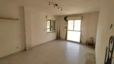 Piso en Venta en Pedrola 80m2 3 Dormitorios