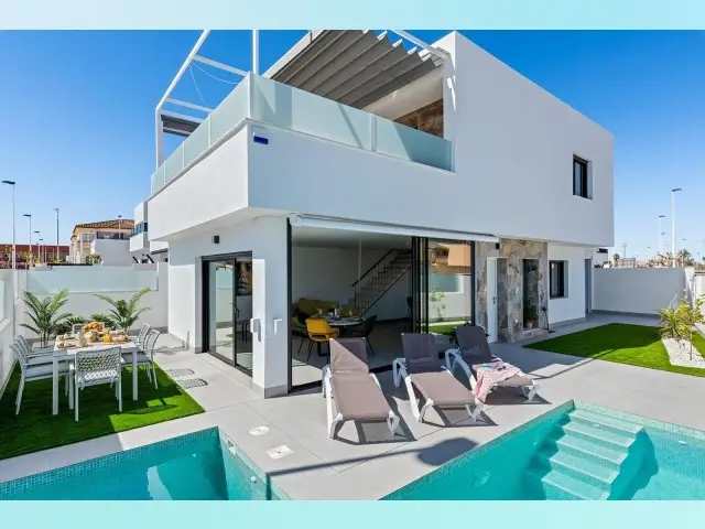 Villa en Venta San Pedro 3 Dormitorios Piscina Privada