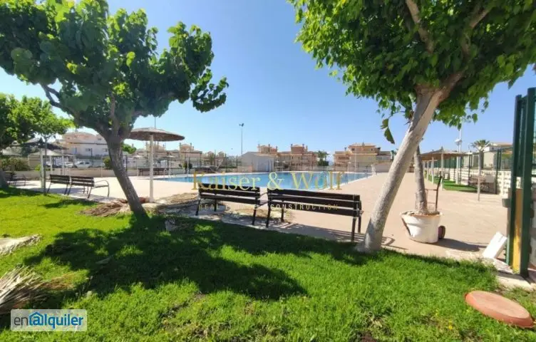 Alquiler vacacional Gran Alacant Bungalow Piscina Familiar