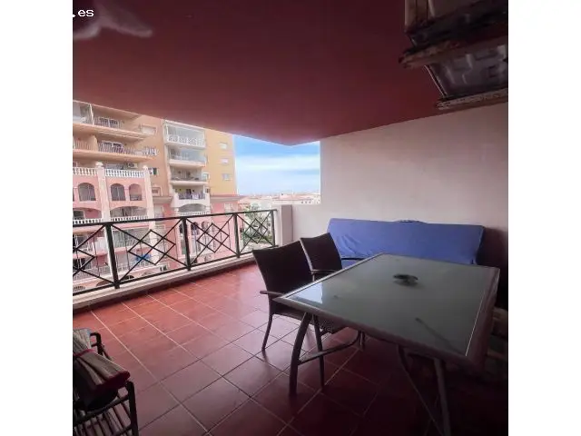 Apartamento De 3 Dormitorios 2 Baños En Playa De Los Locos En Torrevieja