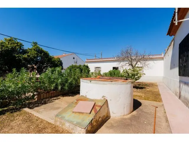 Finca en La Carlota Chica: Hogar o Casa Rural