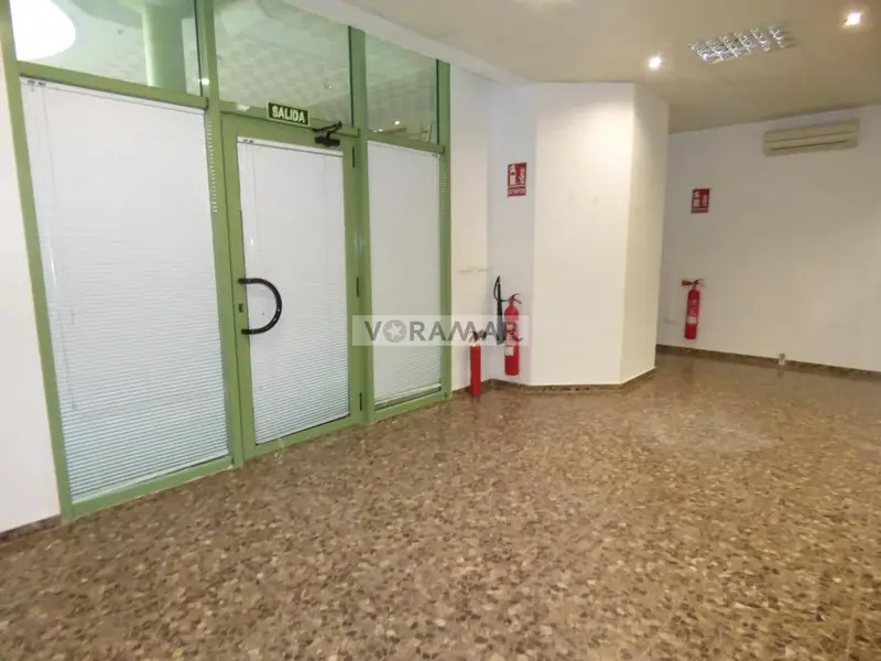 Local Comercial en Alquiler Playa Patacona 172m2 Oficinas