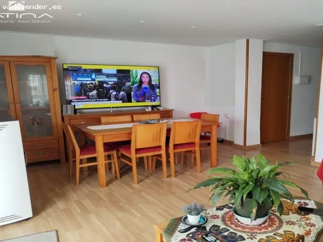 Apartamento en Playa de Gandía con vistas parciales al mar y solo 50m de la arena Puerto de Gandía