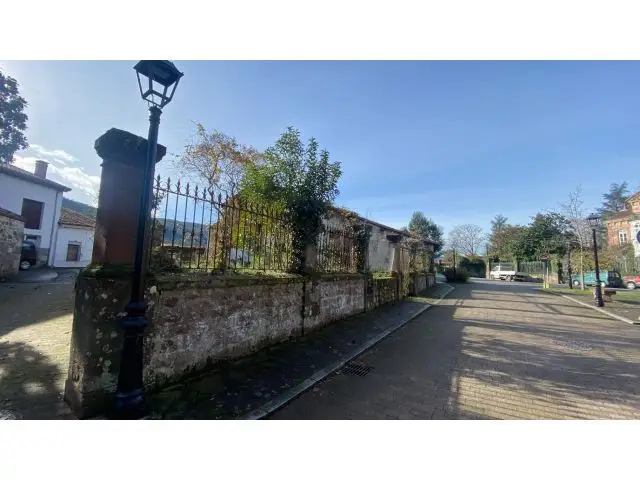 Casa con Terreno en Mazcuerras para Reformar