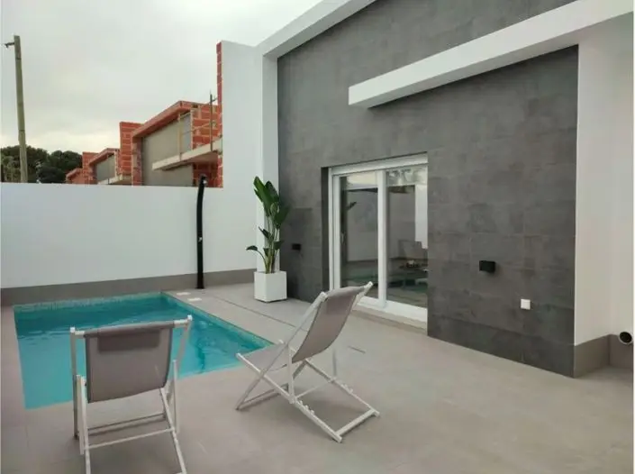 Villa 3 Dormitorios en Venta Residencial Breathe II