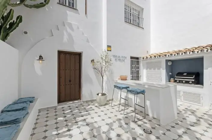 Adosado de Lujo 4 Dormitorios en Aloha Nueva Andalucia