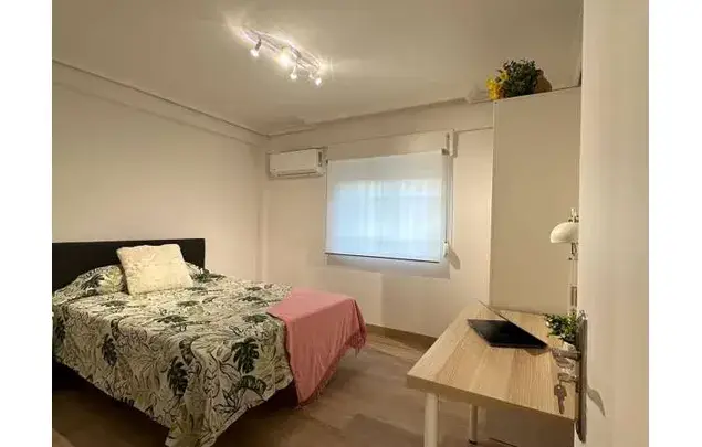 Alquiler Habitacion 75m2 Sevilla