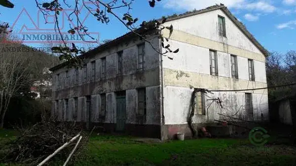 Casona con Molino y Terreno - Ideal Casa Rural