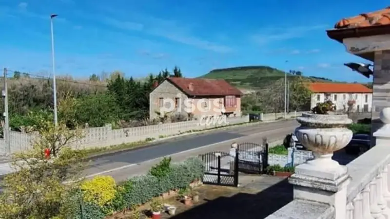 Chalet en venta en Requejada cerca de Santander ideal para familias