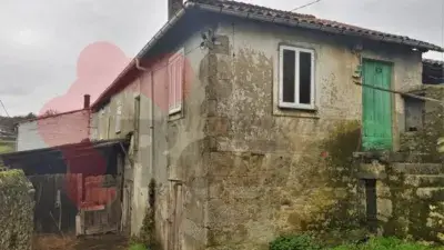 2 Casas Rurales con Terreno para Rehabilitar en Pantón