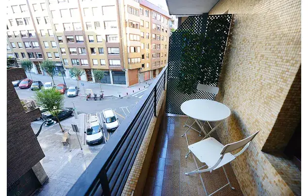 Habitaci
ón 110m
² Bilbao Alquiler Larga Temporada