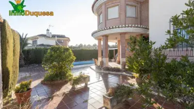 Chalet en Venta en Pantano de Cubillas Granada