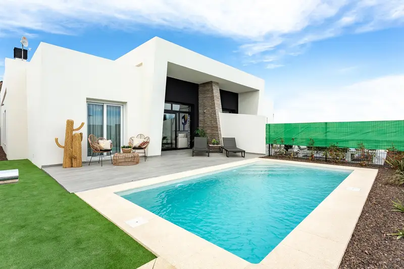 Villa de Lujo en Venta La Finca Golf Resort