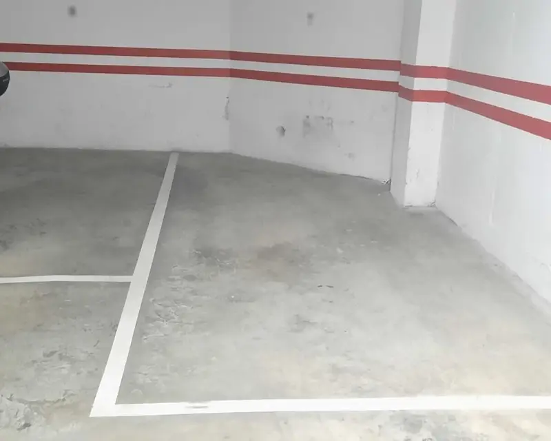 Garaje en Villena 64m2