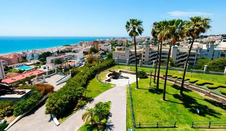 Dúplex 2 habitaciones Torremolinos Ayuntamiento Reformado