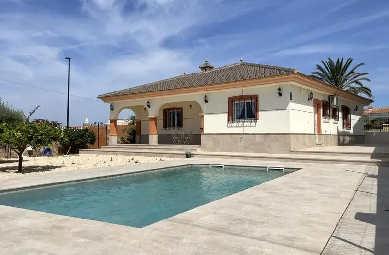 Villa de Lujo 4 Dormitorios Palomares Almería Cerca de la Playa