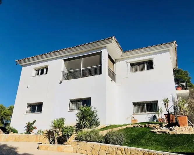 Villa 4 Dormitorios Villena Montaña