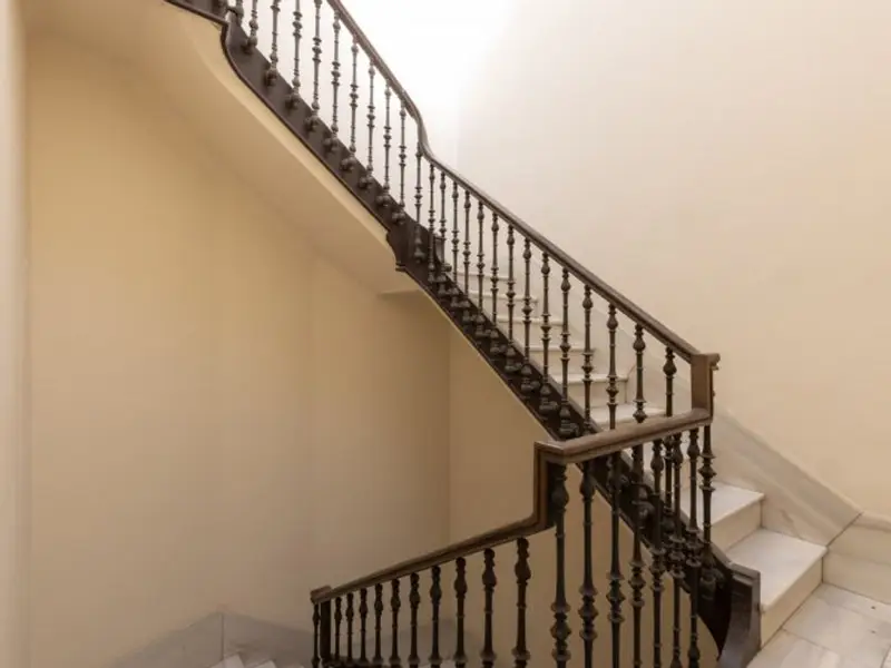 Edificio con Encanto en Gran V
d
ía, Granada - Ideal Inversores