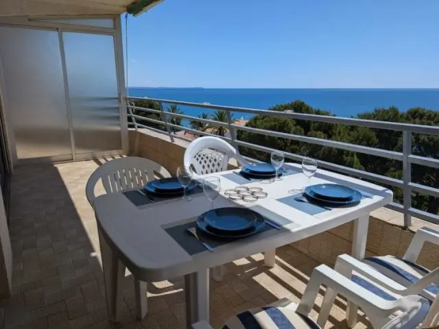 Piso de 2 Dormitorios alquiler Miami Playa, España