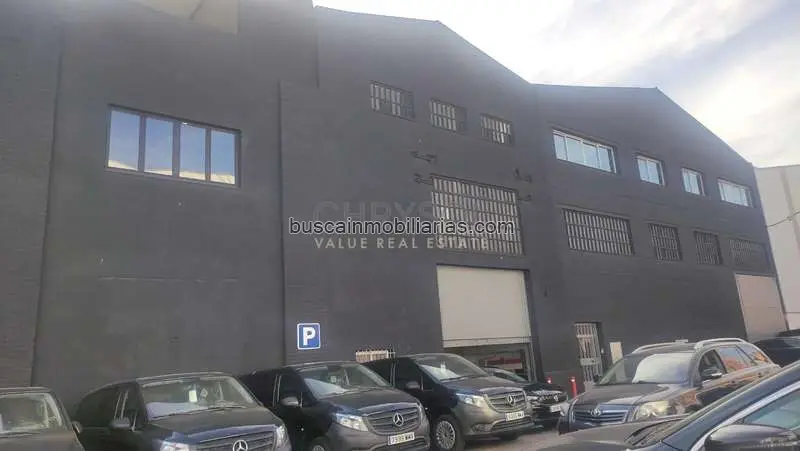 Nave Industrial en Venta en Polígono Montsolís Barcelona