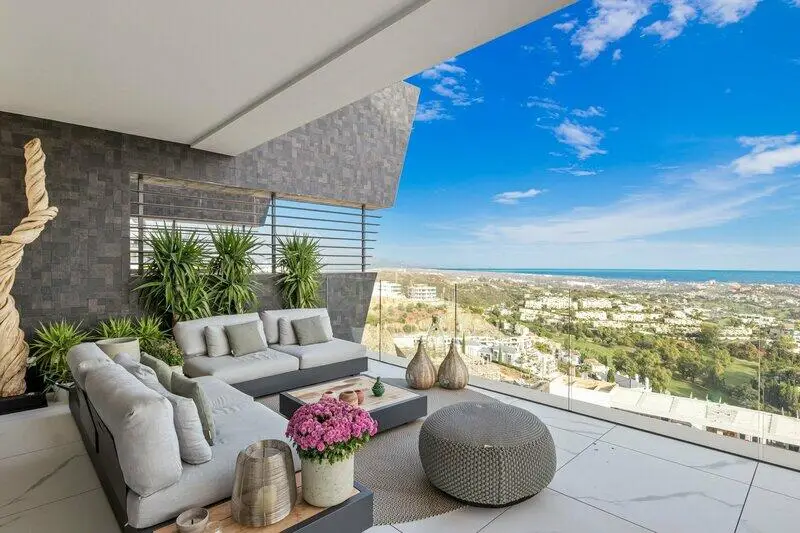Apartamento 3 Dormitorios Benahavis Vistas al Mar