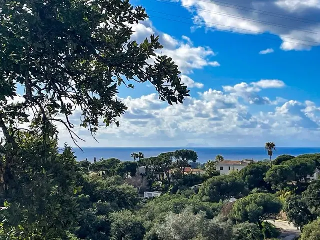Terreno en Venta Elviria Vistas al Mar y Montana
