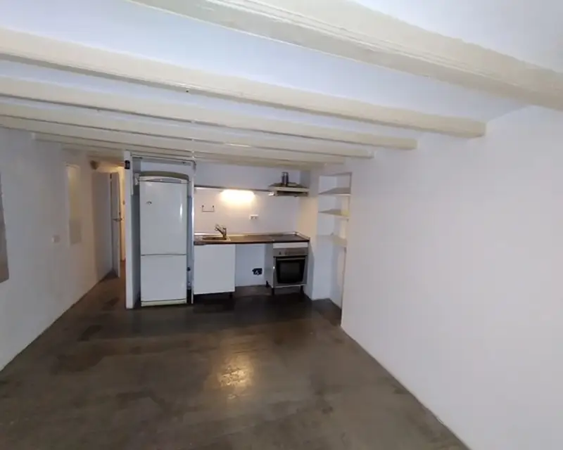 Local en Venta en Barcelona 118m2 Calle Codols