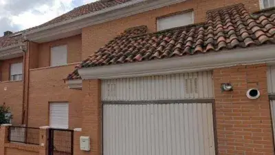Chalet Adosado en Vallegrande para Inversores