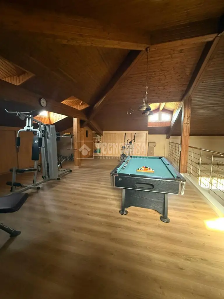 Chalet en Venta en Santa Genoveva Alcalá de Guadaira