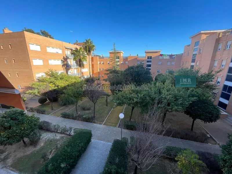 Piso en Venta Mairena del Aljarafe Simon Verde 3 Dormitorios