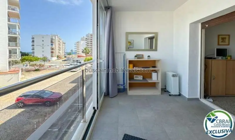 Estudio en Venta en Roses Santa Margarida Primera Linea de Mar