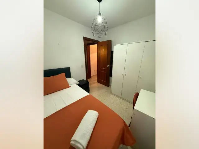 Habitacion Alquiler Malaga Estudiantes Profesionales