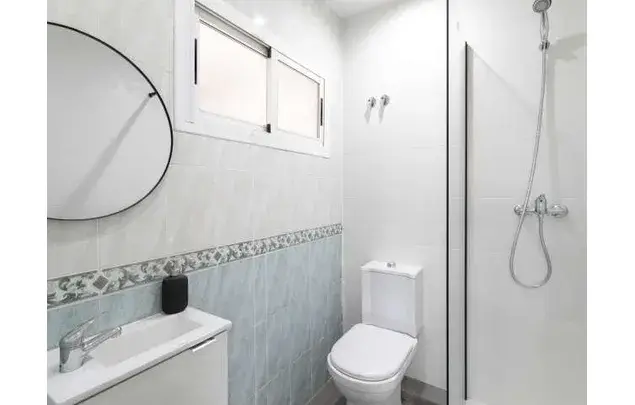 Alquiler de habitaciones en Alicante - Piso amueblado con ascensor