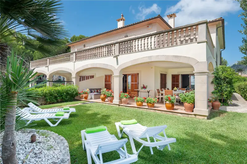 Chalet con Vistas al Mar en Mallorca 4 Dormitorios Alquiler